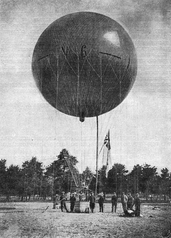 Ćwiczenia 6 Osowieckiej Kompanii Aeronautycznej (domena publiczna)