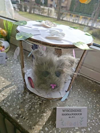 77bc73e1-2a22-4d28-80b8-c7ff461a8980