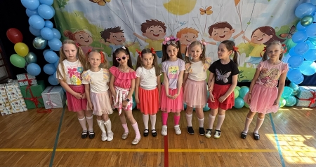 Część artystyczna w wykonaniu klasy 2d
