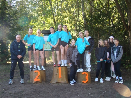 Półfinał Wojewódzki w sztafetowych biegach przełajowych  