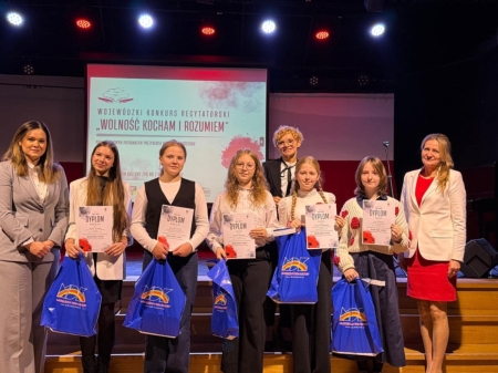 Sukcesy uczennic naszej szkoły w wojewódzkich konkursach artystycznych