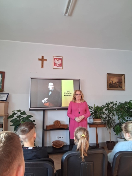 Zajęcia biblioteczne – „Hans Christian Andersen” 