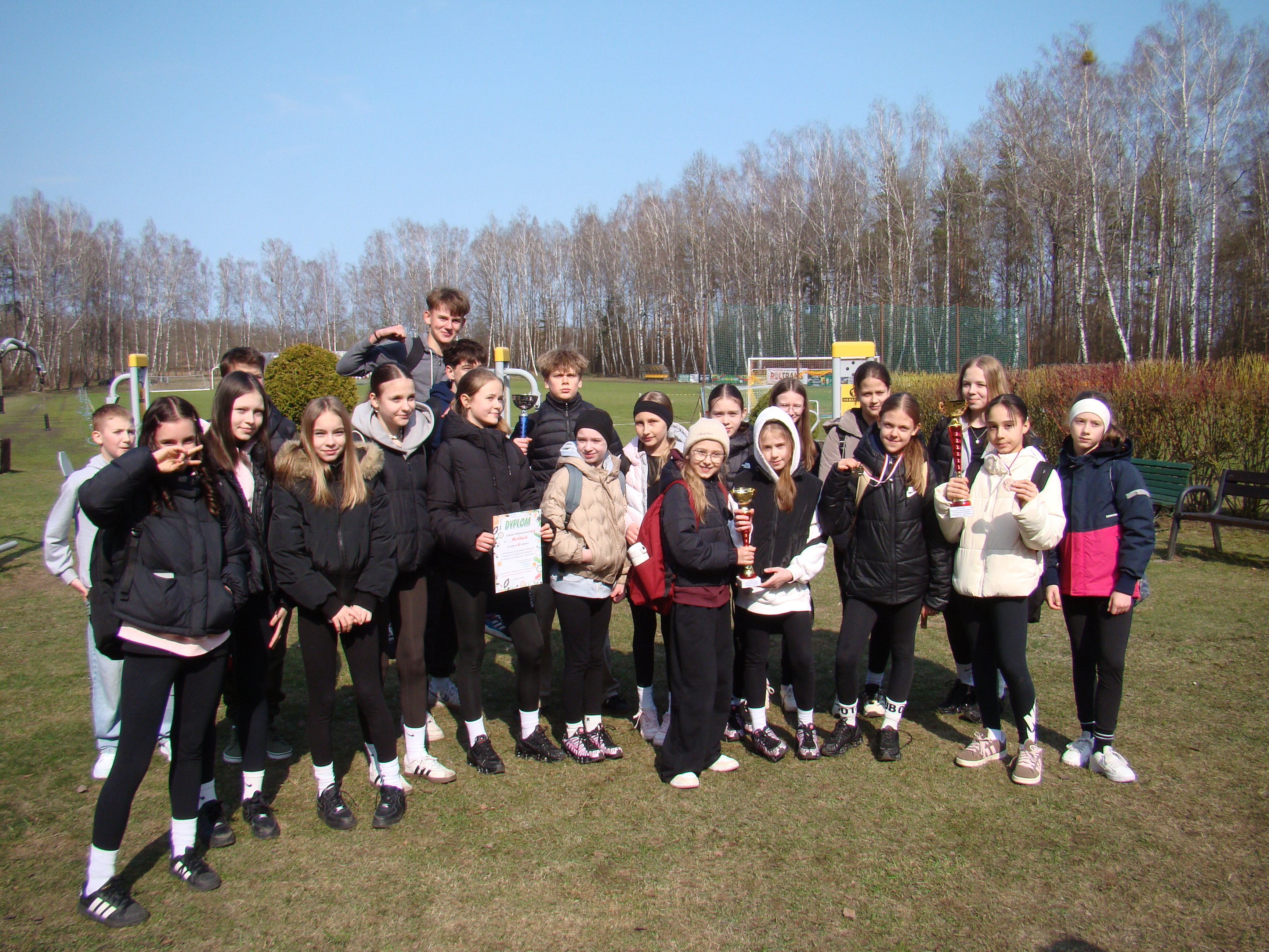 Mistrzostwa Powiatu Monieckiego w Drużynowych Biegach Przełajowych chłopców i dziewcząt